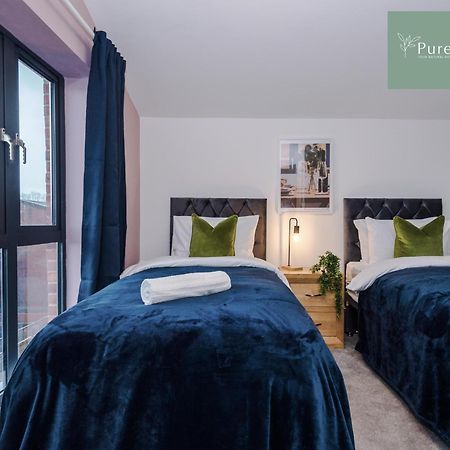 Stunning Five Bedroom Manchester House With Free Parking By Purestay Short Lets & Serviced Accommodation Екстер'єр фото