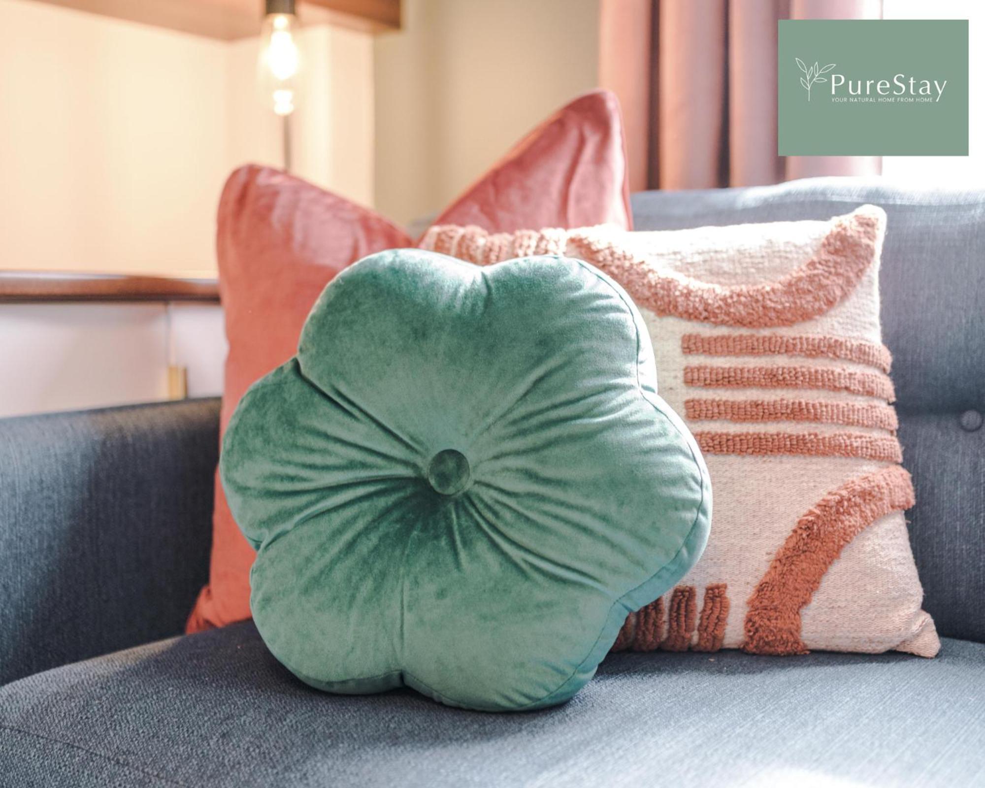 Stunning Five Bedroom Manchester House With Free Parking By Purestay Short Lets & Serviced Accommodation Екстер'єр фото