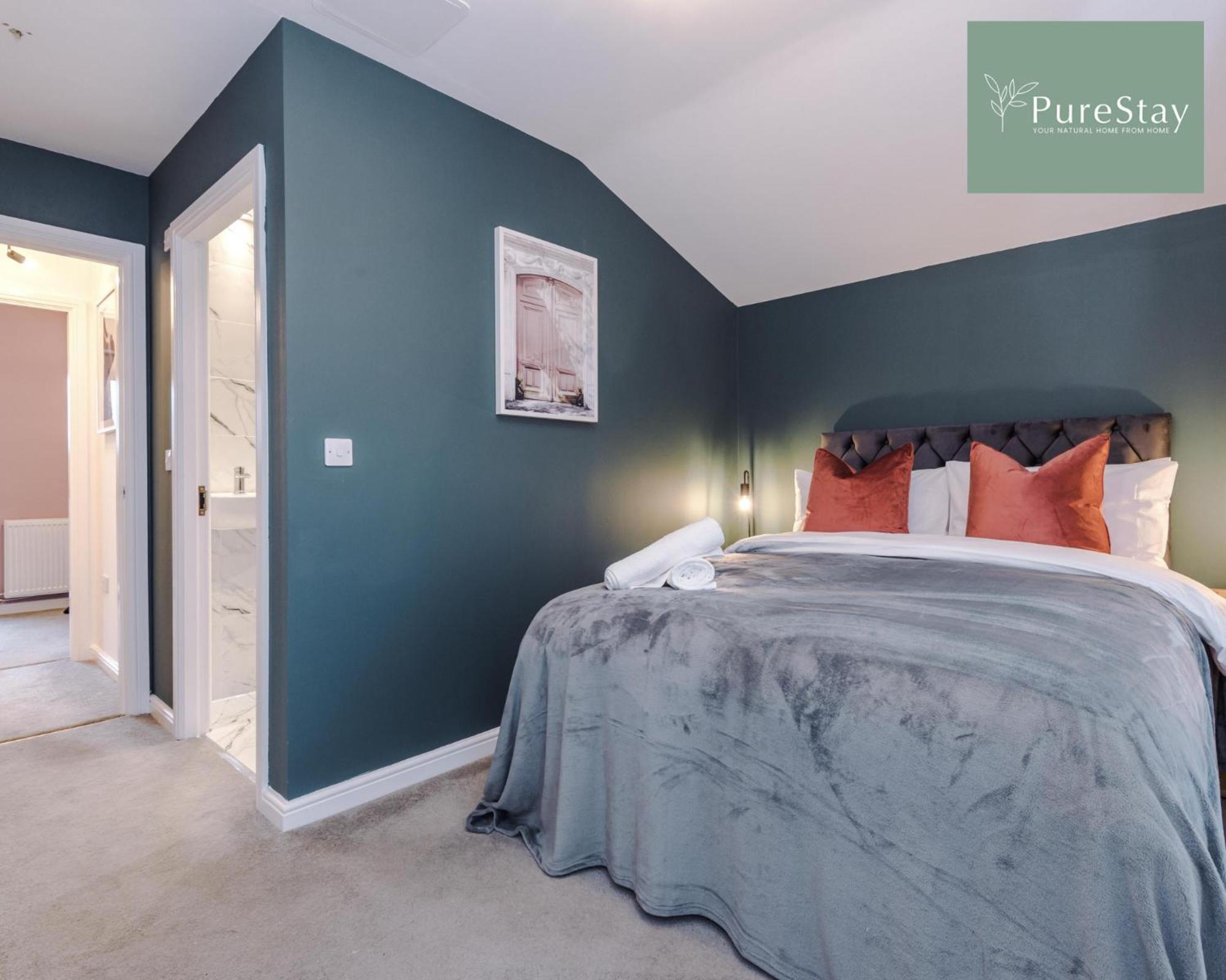 Stunning Five Bedroom Manchester House With Free Parking By Purestay Short Lets & Serviced Accommodation Екстер'єр фото