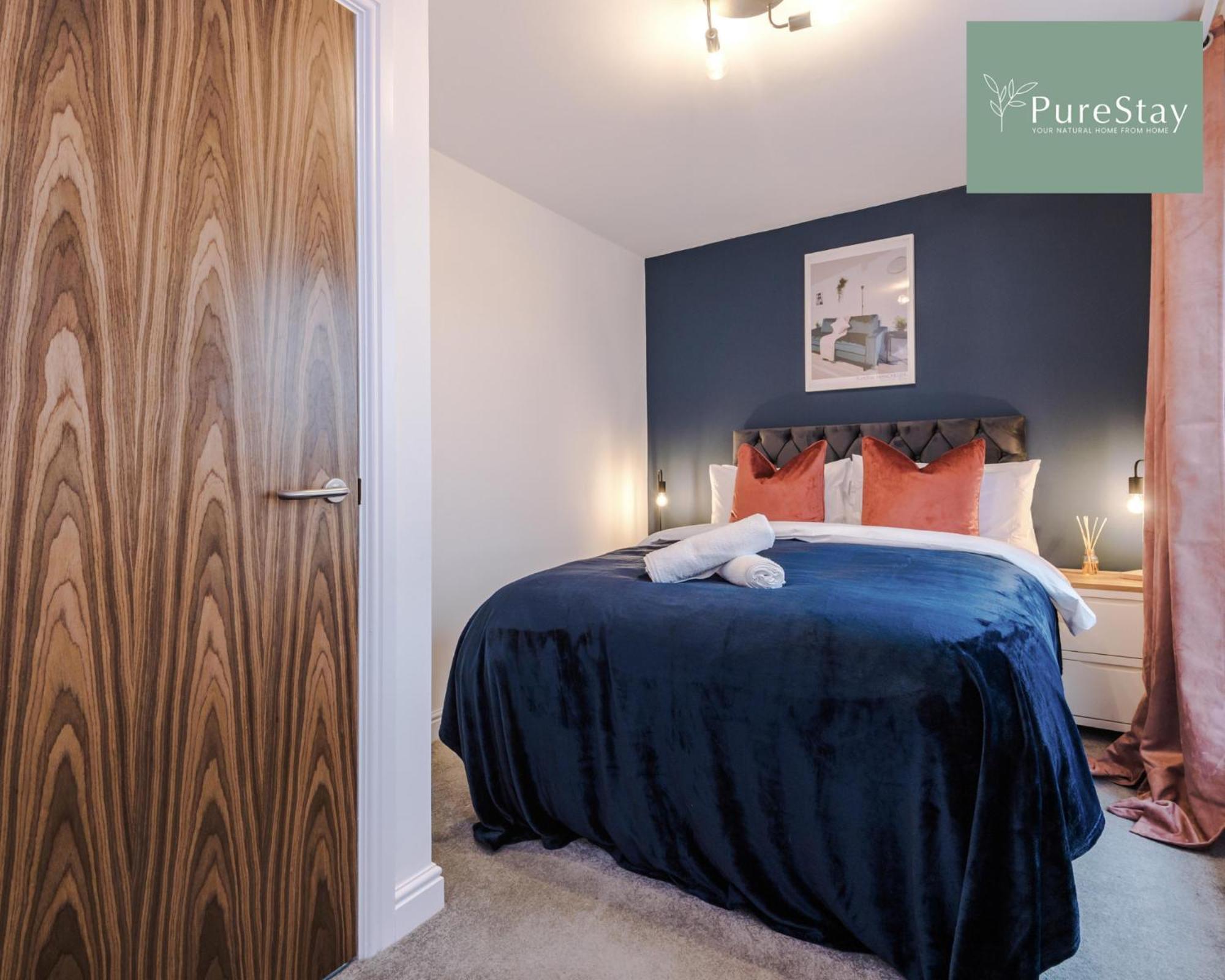 Stunning Five Bedroom Manchester House With Free Parking By Purestay Short Lets & Serviced Accommodation Екстер'єр фото