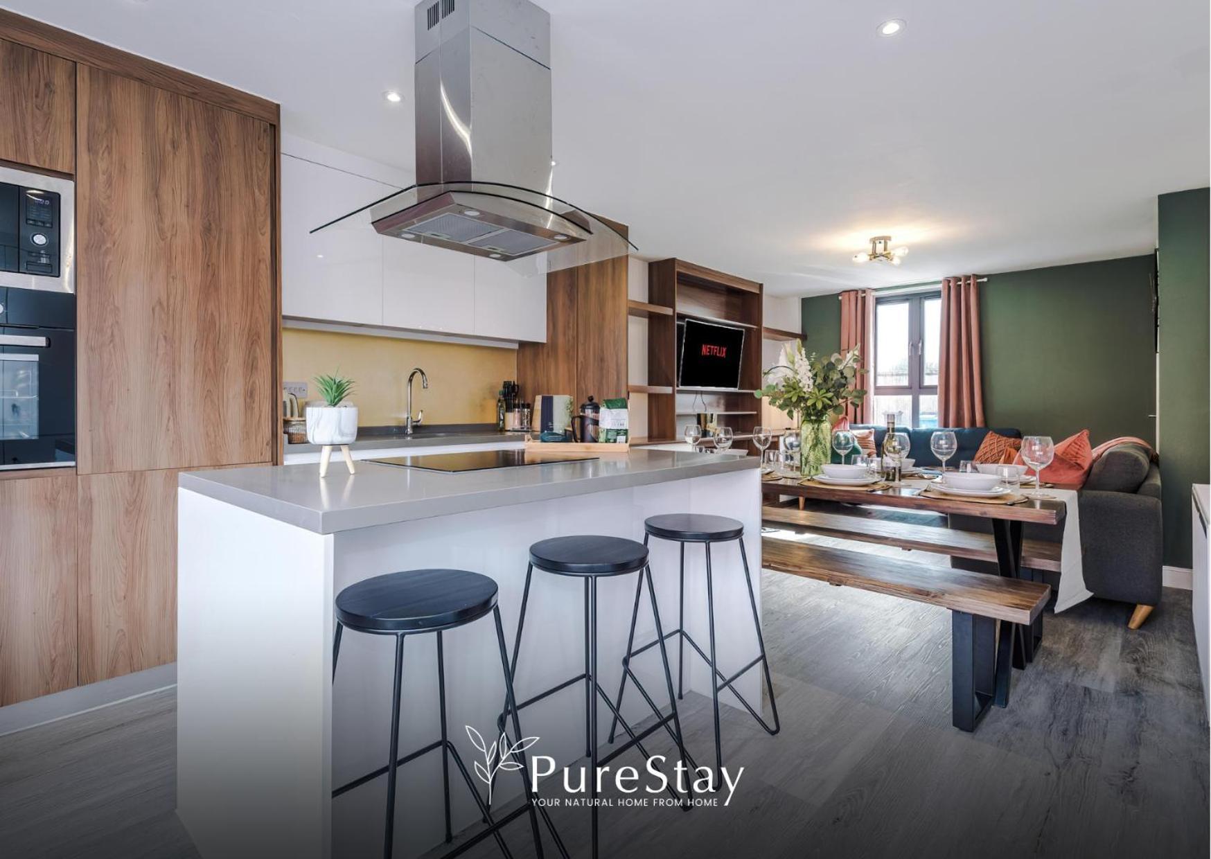 Stunning Five Bedroom Manchester House With Free Parking By Purestay Short Lets & Serviced Accommodation Екстер'єр фото