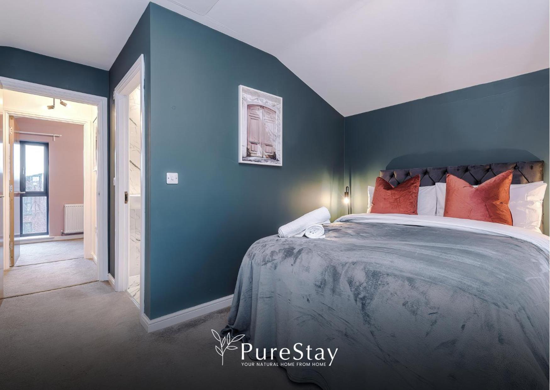 Stunning Five Bedroom Manchester House With Free Parking By Purestay Short Lets & Serviced Accommodation Екстер'єр фото
